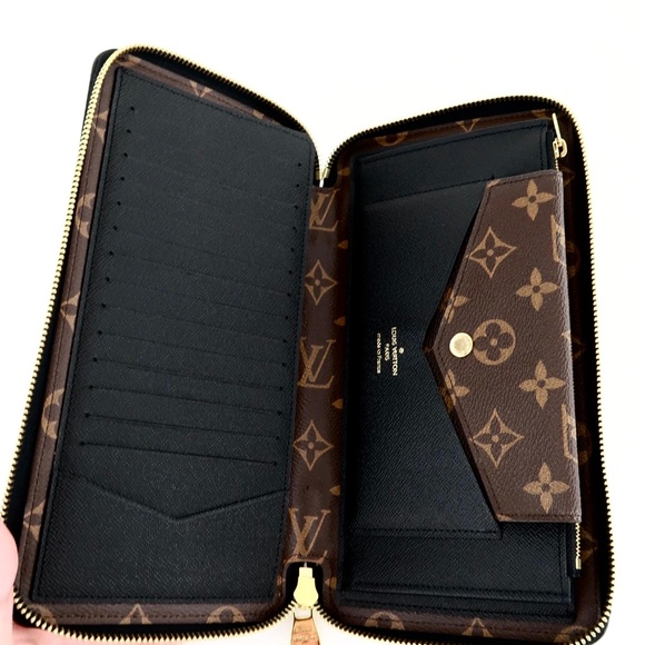 Louis Vuitton Monogram Daily Organizer - Picture 4 of 12